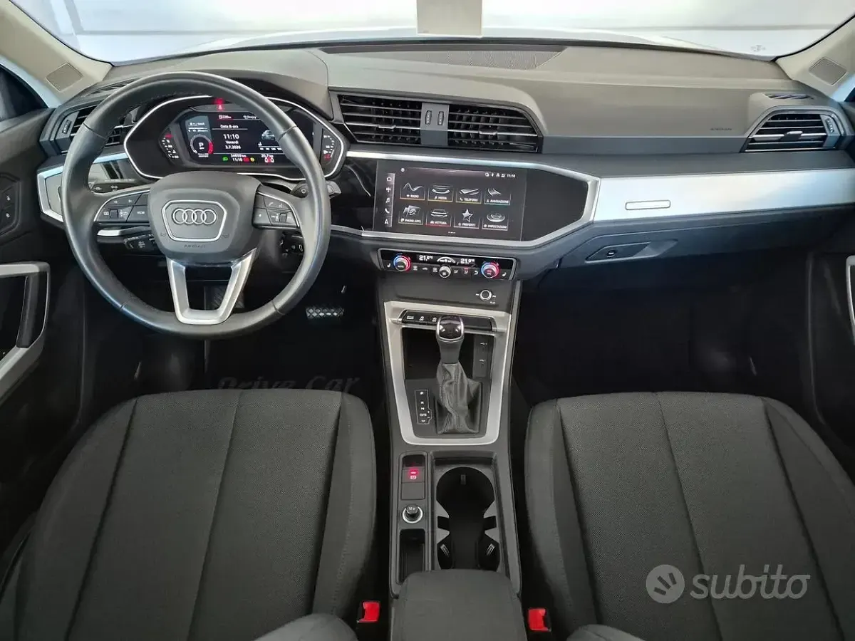 Usata Audi Q3 Sportback S-Line 150 CV (110 kW) 2024 Grigio SUV