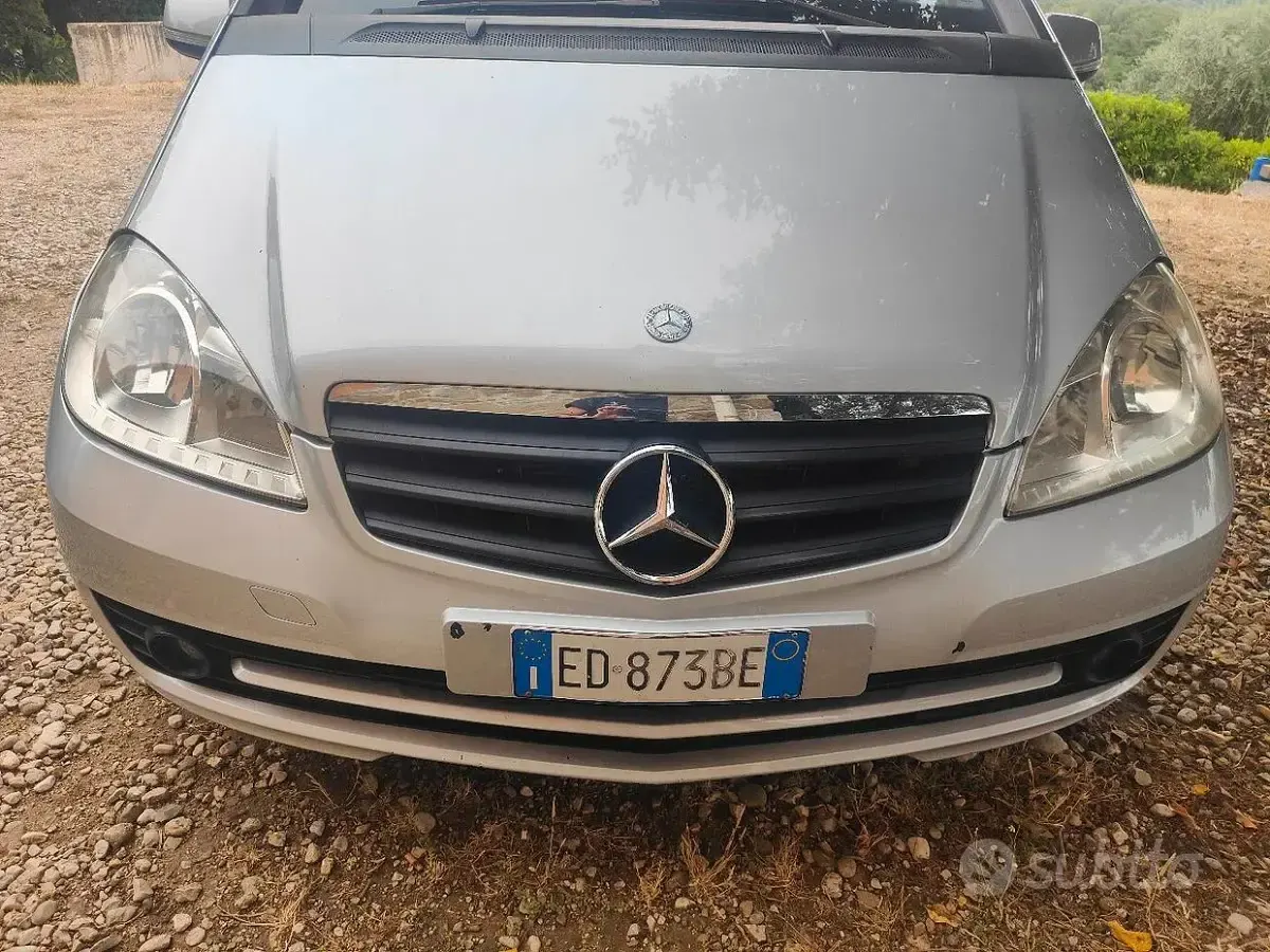 Usata Mercedes A160 82 CV (60 kW) 2010 Grigio Berlina