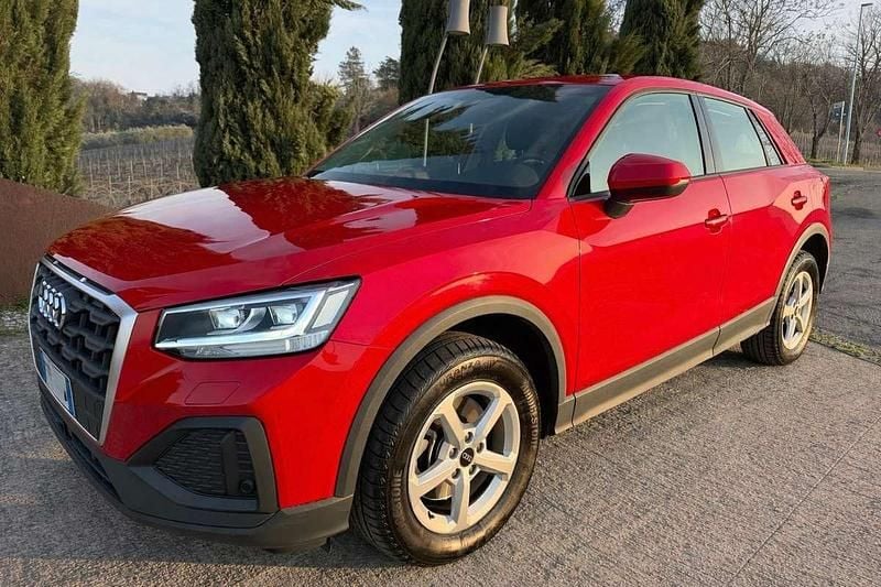 Usata Audi Q2 Advanced 150 CV (110 kW) 2024 Rosso SUV