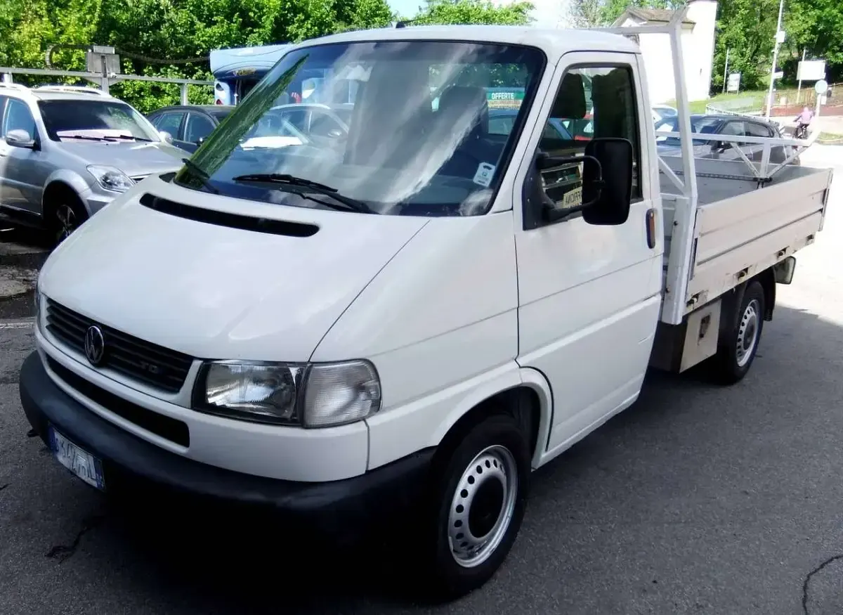 Usata VW Transporter 88 CV (64 kW) 2002 Bianco Furgone
