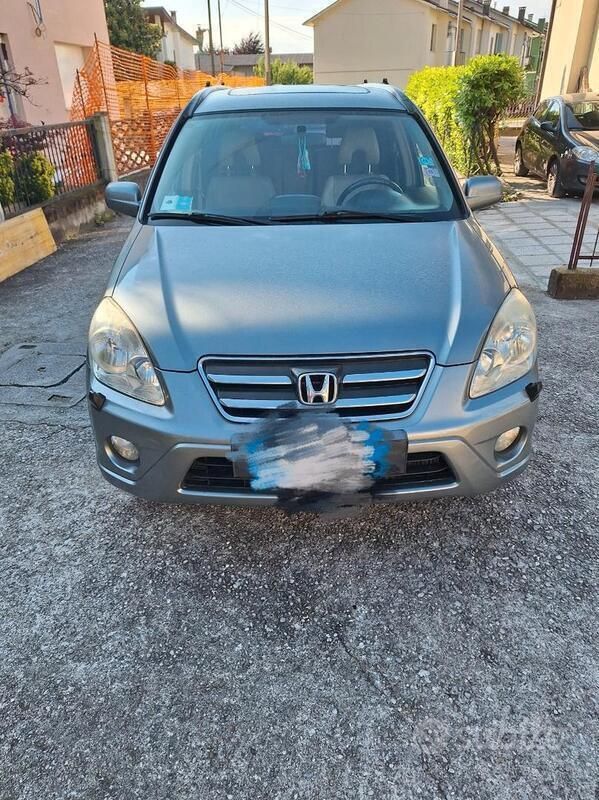 Grigio Usata 2007 Honda CR-V SUV | 2600 € - Immagine 1/4