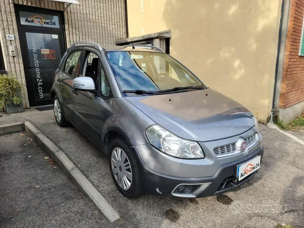 Usata Fiat Sedici Emotion 120 CV (88 kW) 2014 SUV