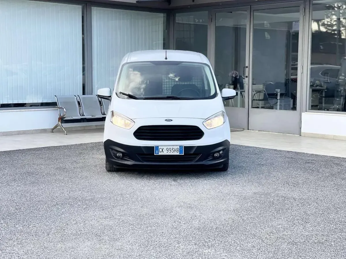 Usata Ford Transit Courier 76 CV (55 kW) 2016 Bianco Furgone
