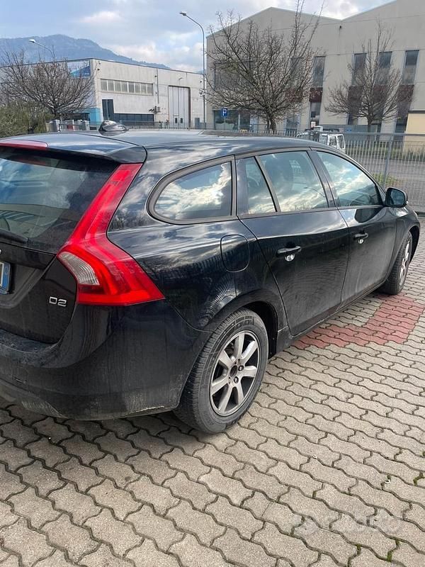 Usata Volvo V60 2012 Nero Station wagon