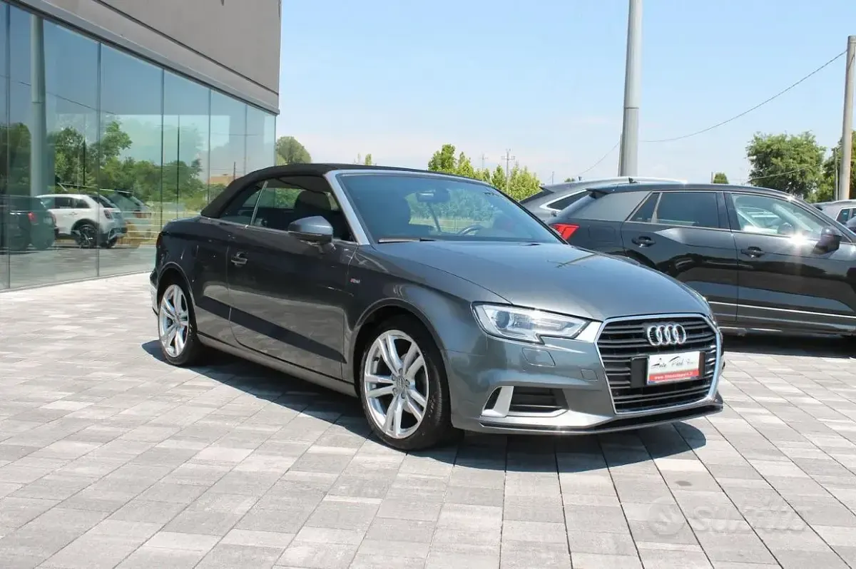 Usata Audi A3 Cabriolet Business 150 CV (110 kW) 2018 Grigio Cabrio