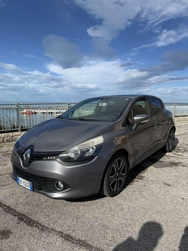 Usata Renault Clio IV 75 CV (55 kW) 2013 Berlina