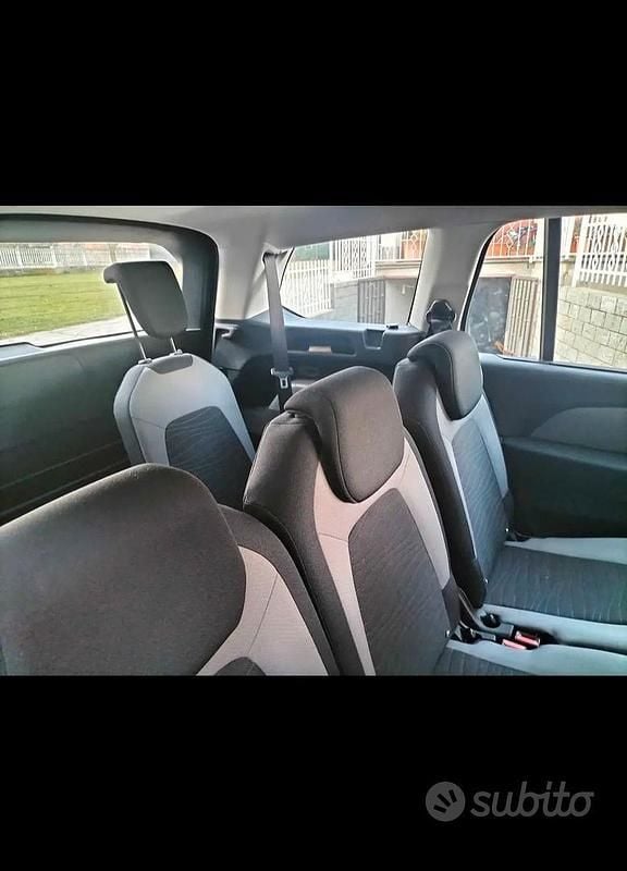 Usata Citroën Grand C4 Picasso Intensive 115 CV (84 kW) 2014 Grigio Monovolume