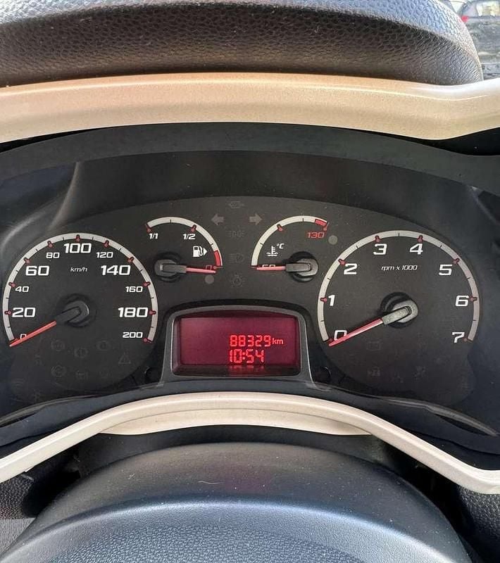 Usata Ford Ka Titanium 69 CV (50 kW) 2010 Grigio Utilitaria