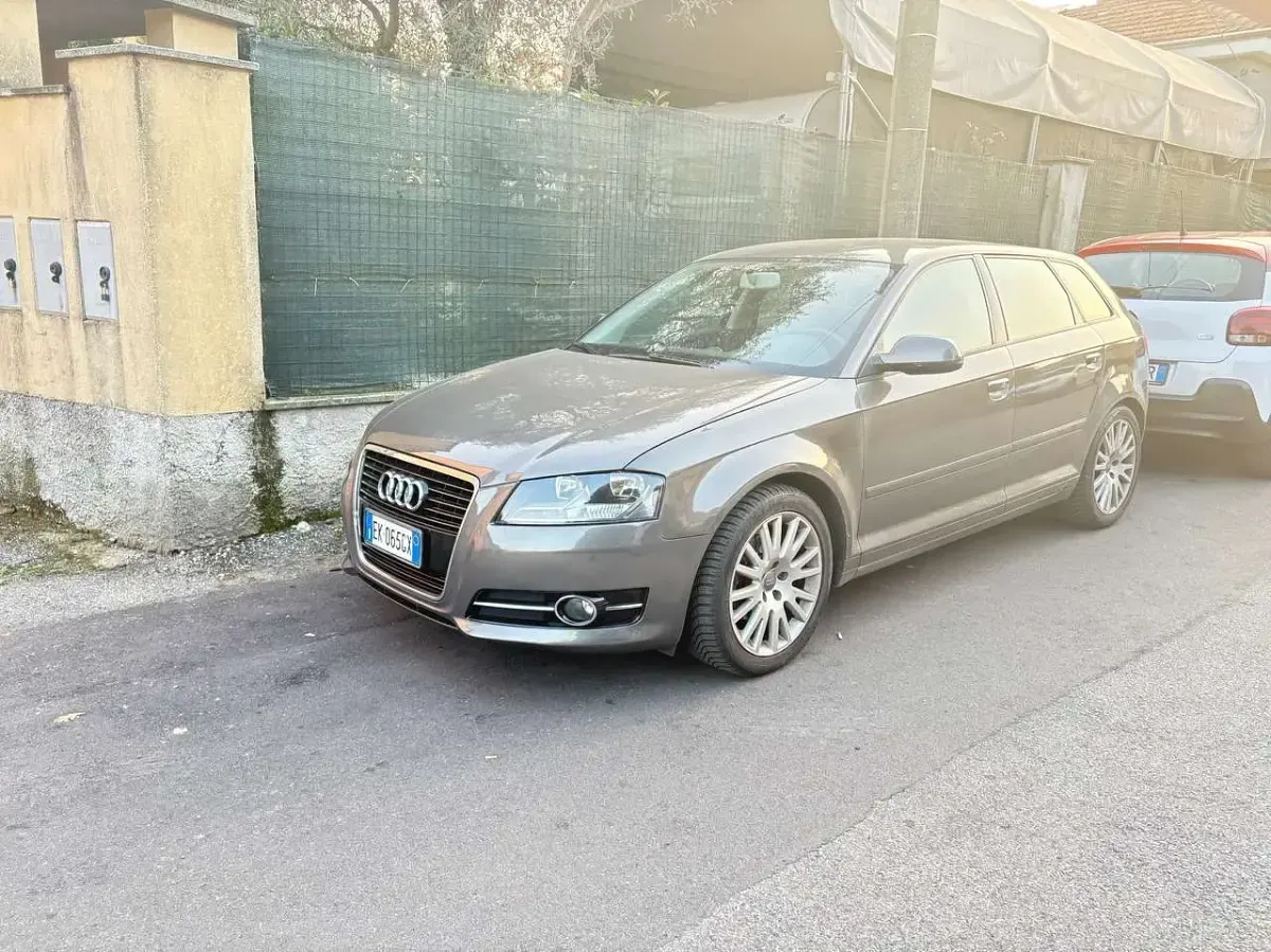 Usata Audi A3 Ambition 125 CV (91 kW) 2011 Grigio Utilitaria