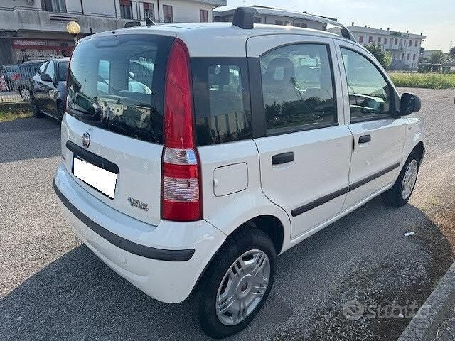 Usata Fiat Panda 77 CV (56 kW) 2012 Bianco Utilitaria