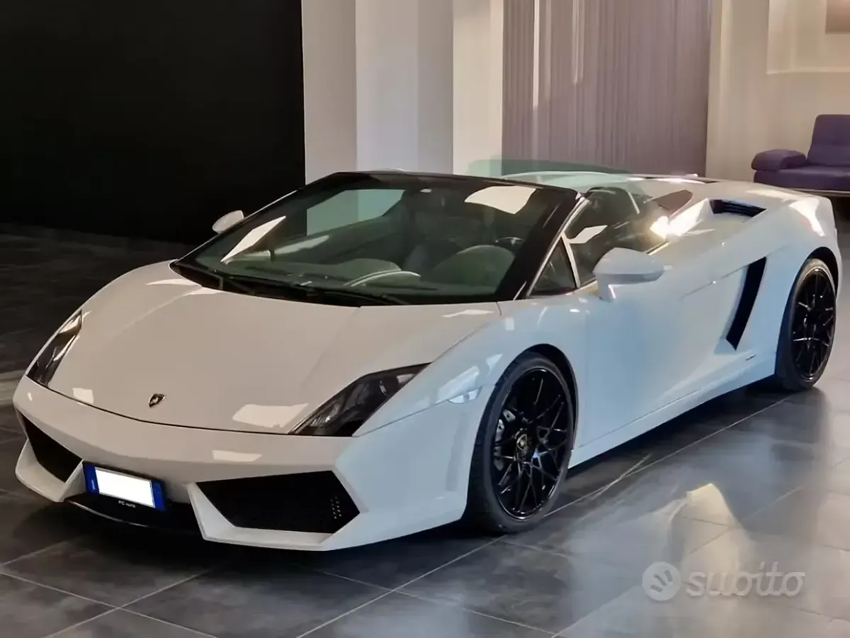 Usata Lamborghini Gallardo 560 CV (411 kW) 2010 Bianco Cabrio