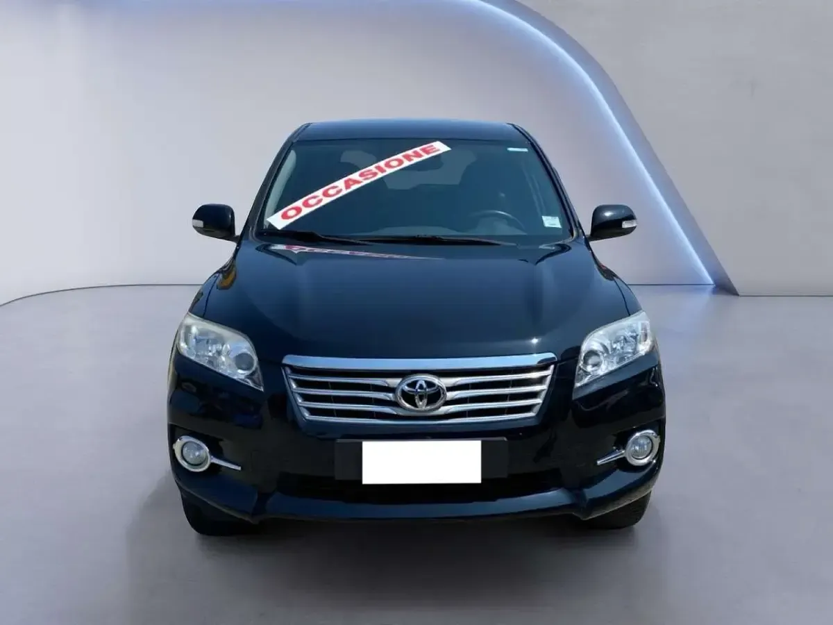 Usata Toyota RAV4 158 CV (116 kW) 2011 Nero SUV