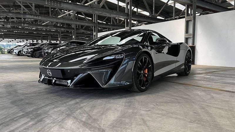 Usata McLaren Artura 585 CV (430 kW) 2022 Grigio Coupé
