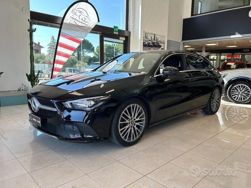 Usata Mercedes CLA200 Shooting Brake Sport 150 CV (110 kW) 2020 Nero Station wagon