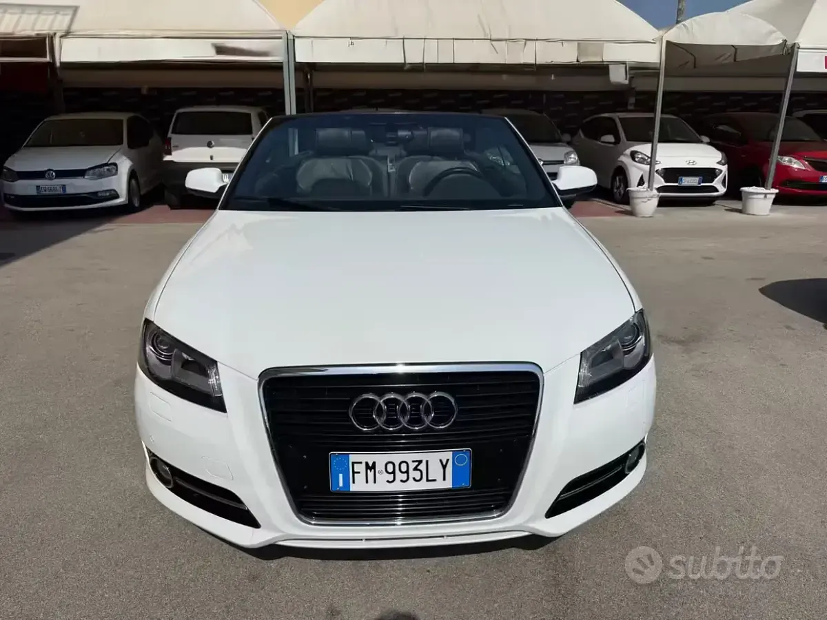 Usata Audi A3 Cabriolet S-Line 140 CV (102 kW) 2011 Bianco Cabrio