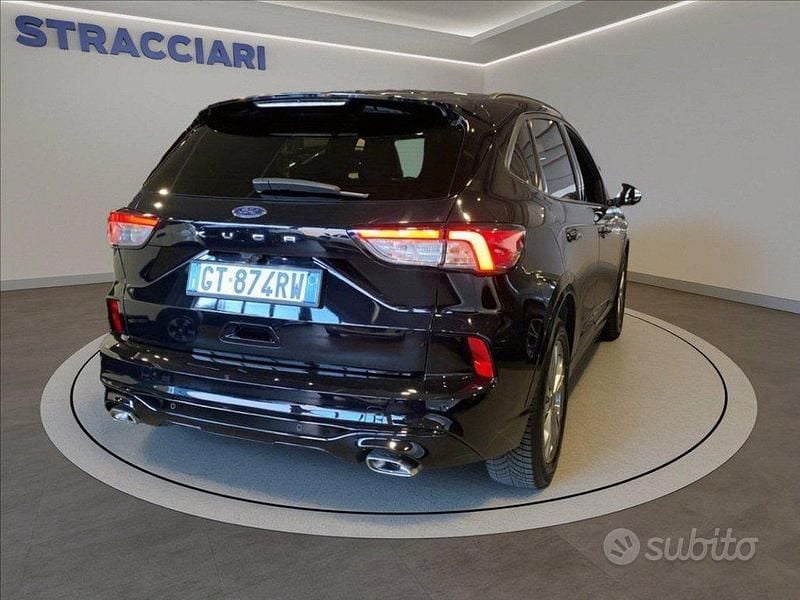Usata Ford Kuga ST-Line 120 CV (88 kW) 2024 Nero metallizzato SUV