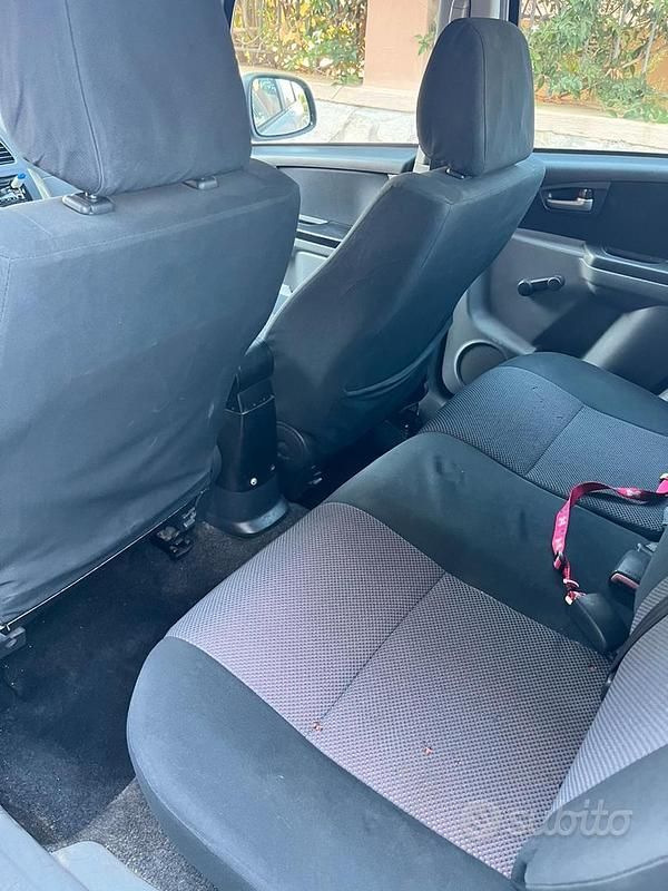 Usata Suzuki SX4 107 CV (78 kW) 2010 Grigio Utilitaria