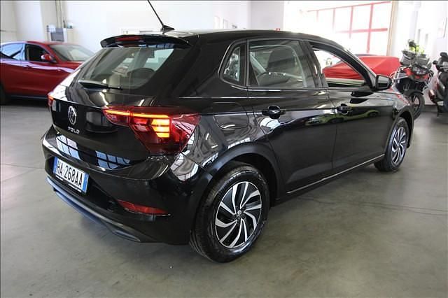 Usado VW Polo Life 95 HP (69 kW) 2025 Preto Citadino