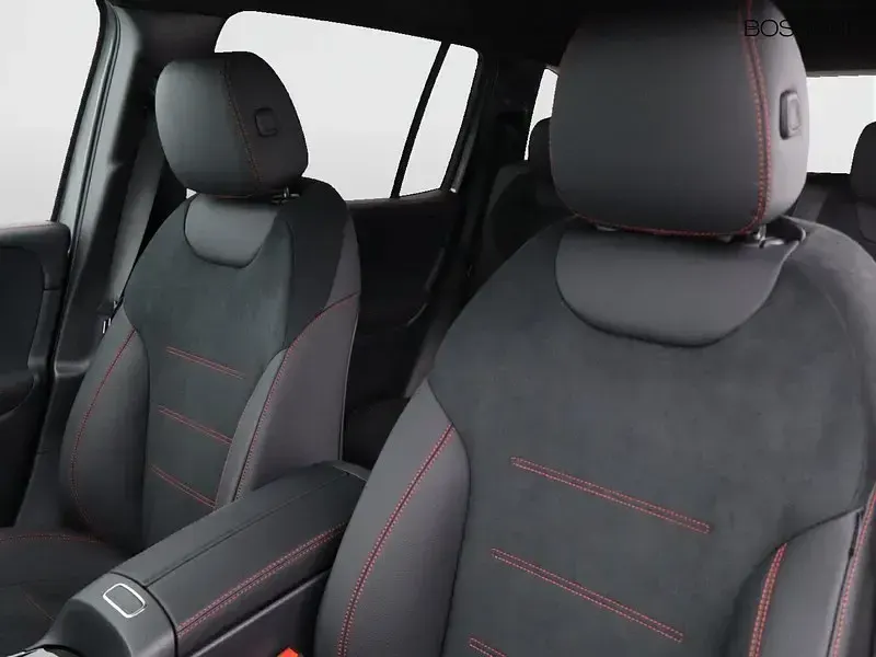 Nieuw Mercedes GLB200 AMG Line Premium 150 PK (110 kW) 2026 Grijs SUV