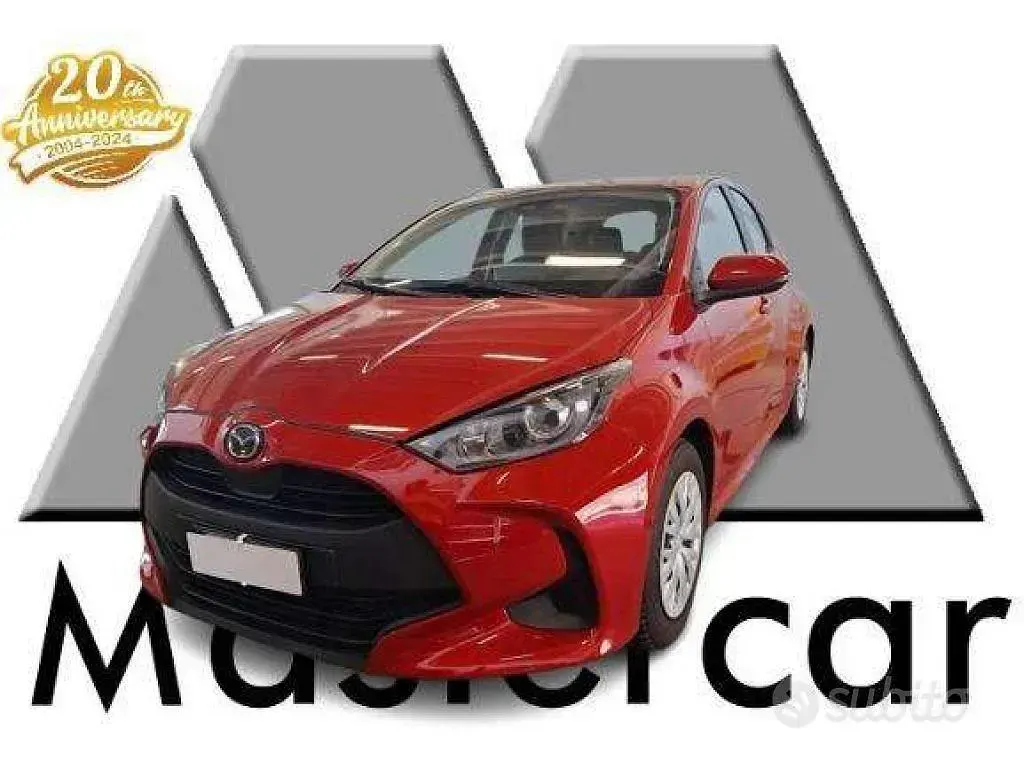 Usata Toyota Yaris Hybrid PURE 116 CV (85 kW) 2023 Rosso Berlina