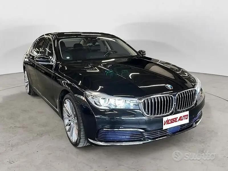 Usata BMW 730L 265 CV (194 kW) 2017 Nero Berlina