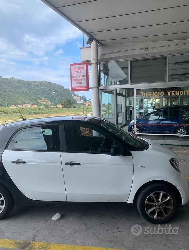 Usata Smart ForFour 2019 Bianco Utilitaria