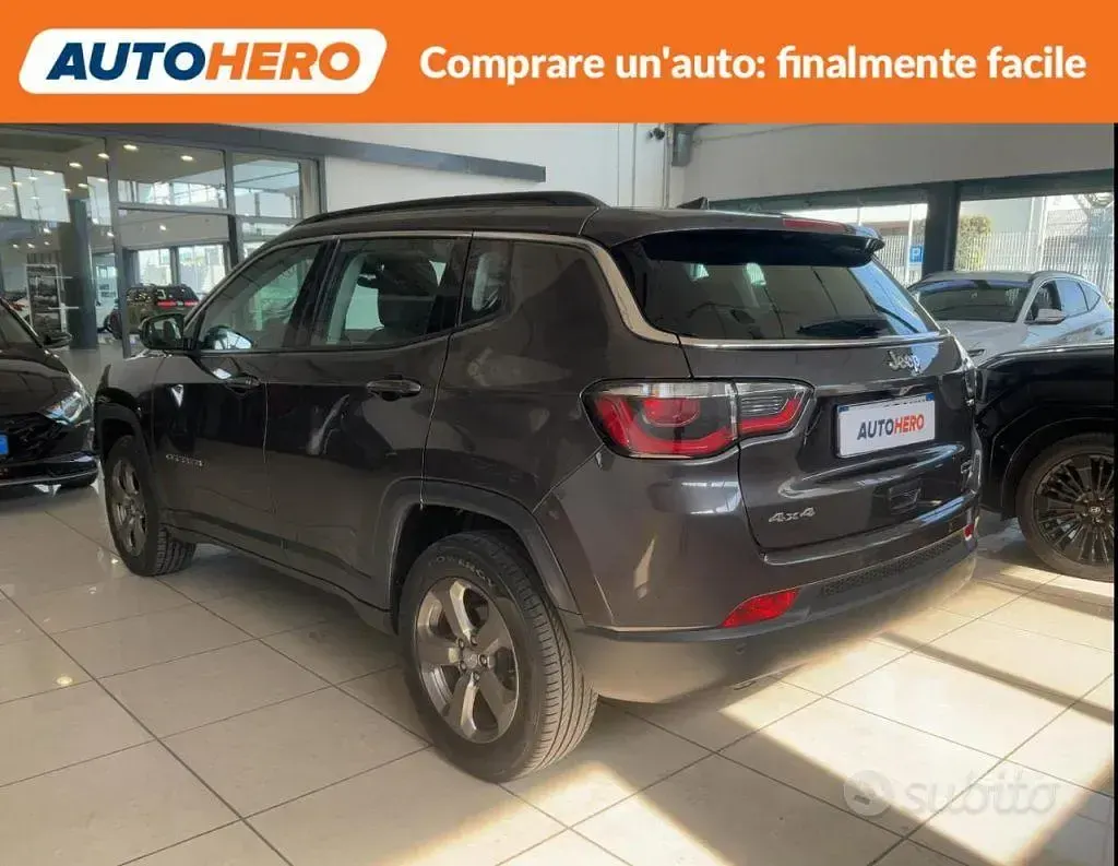Occasion Jeep Compass Longitude 140 ch (102 kW) 2018 Gris SUV