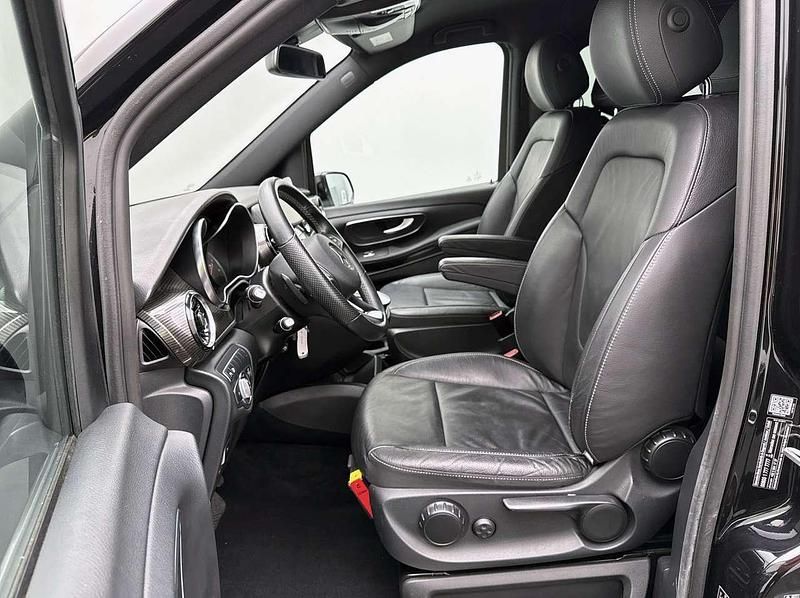 Usata Mercedes V300 239 CV (175 kW) 2020 Nero Monovolume