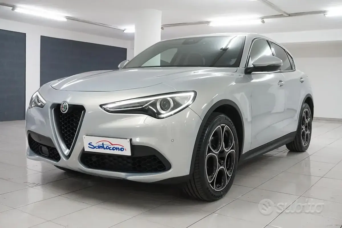 Usata Alfa Romeo Stelvio Executive 190 CV (139 kW) 2021 Bluazzurro SUV