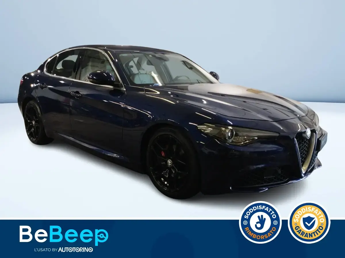 Usata Alfa Romeo Giulia Business 180 CV (132 kW) 2016 Blu metallizzato Berlina