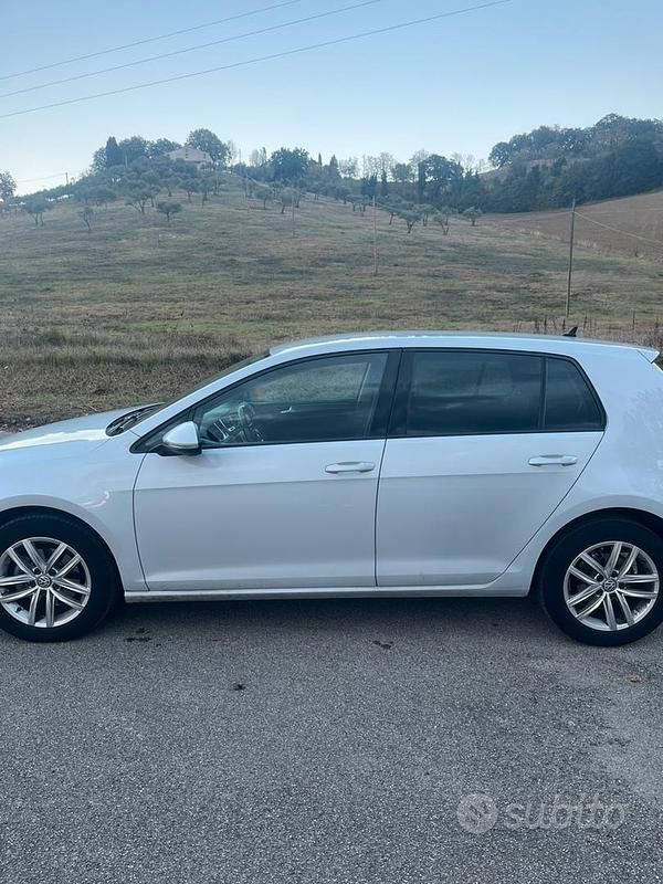 Usata VW Golf VII 115 CV (84 kW) 2017 Bianco Berlina