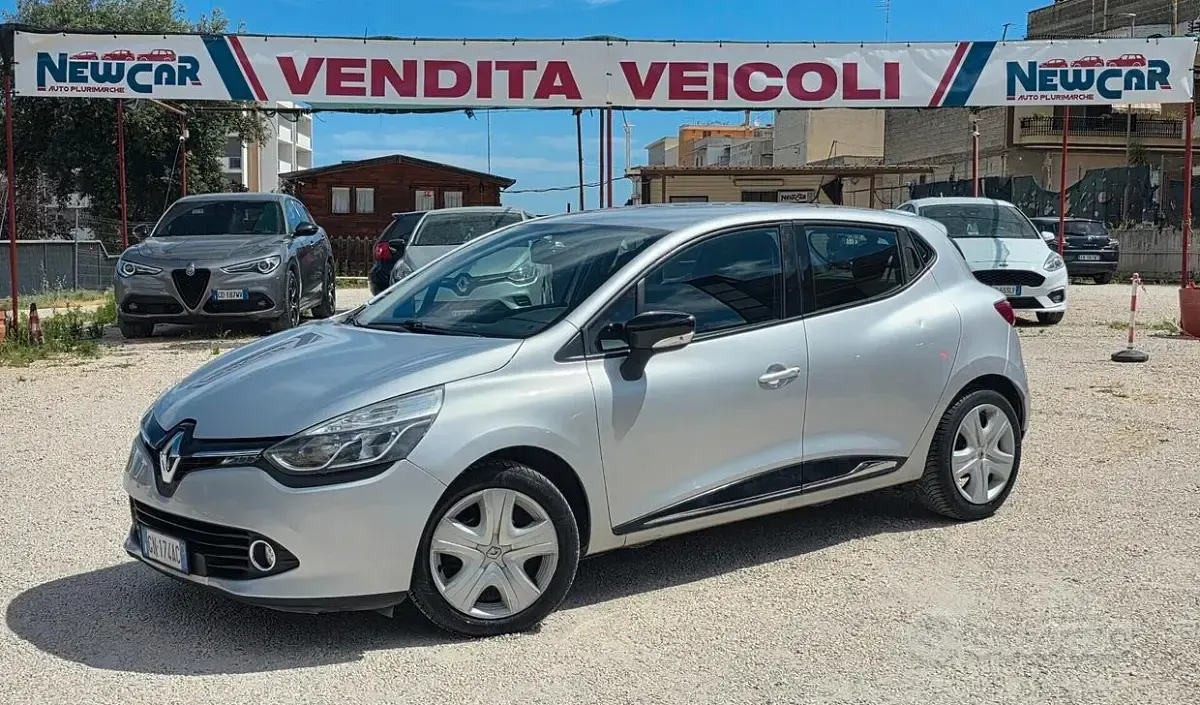 Usata Renault Clio IV 75 CV (55 kW) 2015 Grigio Berlina