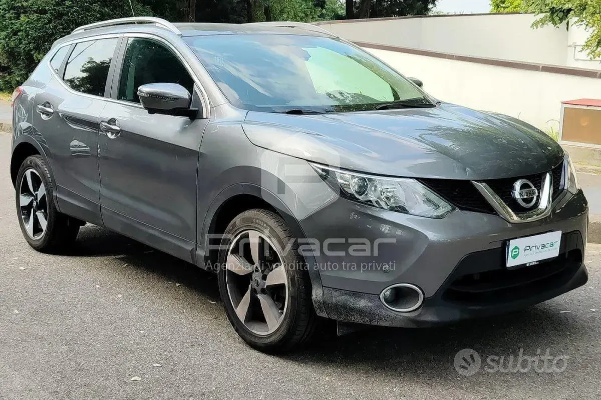 Usata Nissan Qashqai Tekna 110 CV (80 kW) 2016 Grigio SUV
