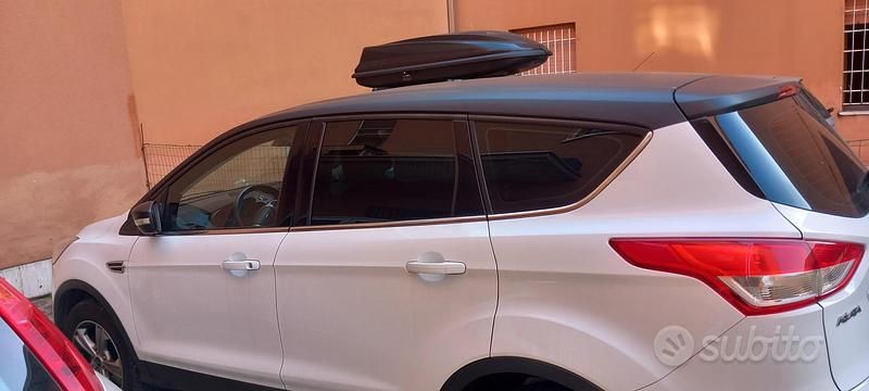 Usata Ford Kuga 120 CV (88 kW) 2016 Bianco SUV