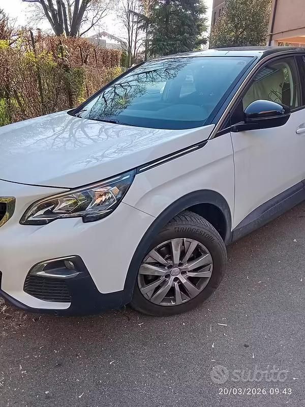 Usata Peugeot 3008 Allure Turbo 130 CV (95 kW) 2020 Bianco SUV