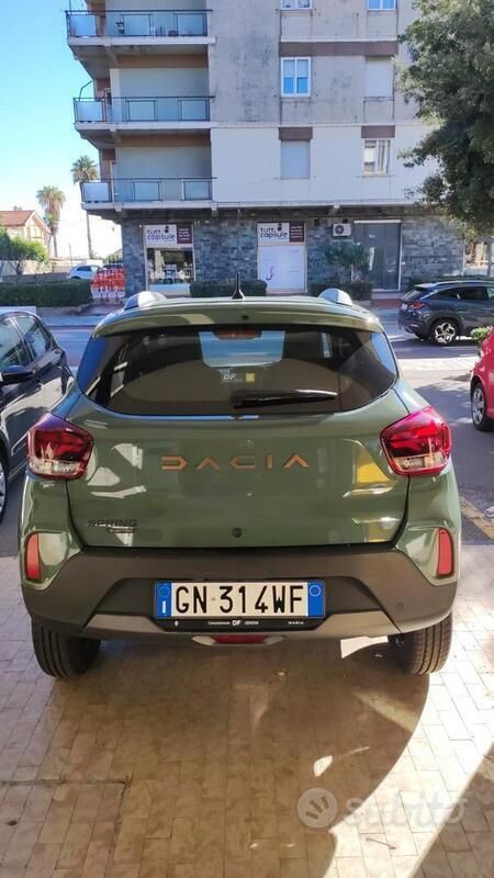 Usata Dacia Spring 18 kW (25 CV) 2023 Verde Utilitaria