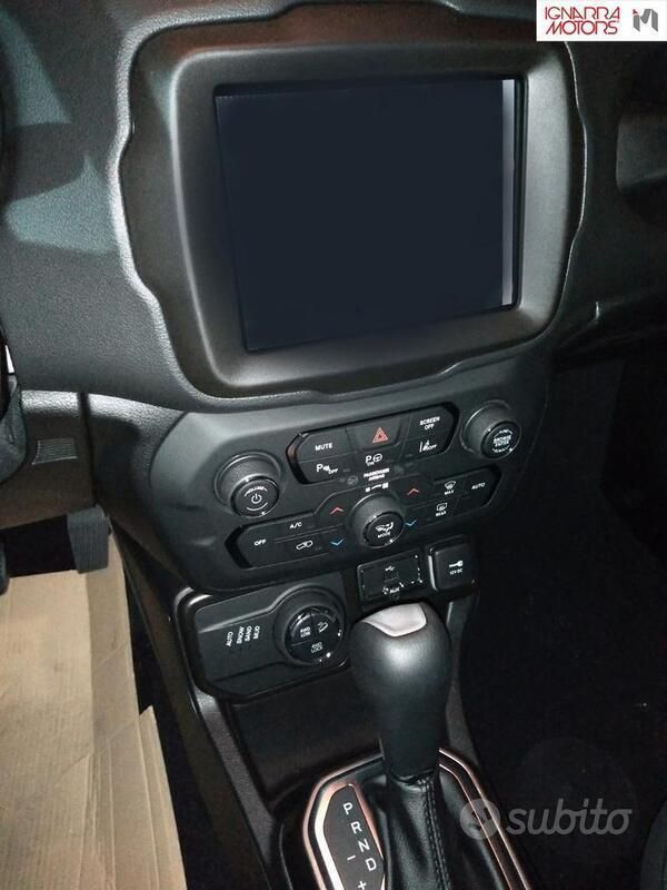 Usata Jeep Renegade Limited 140 CV (102 kW) 2021 Nero SUV