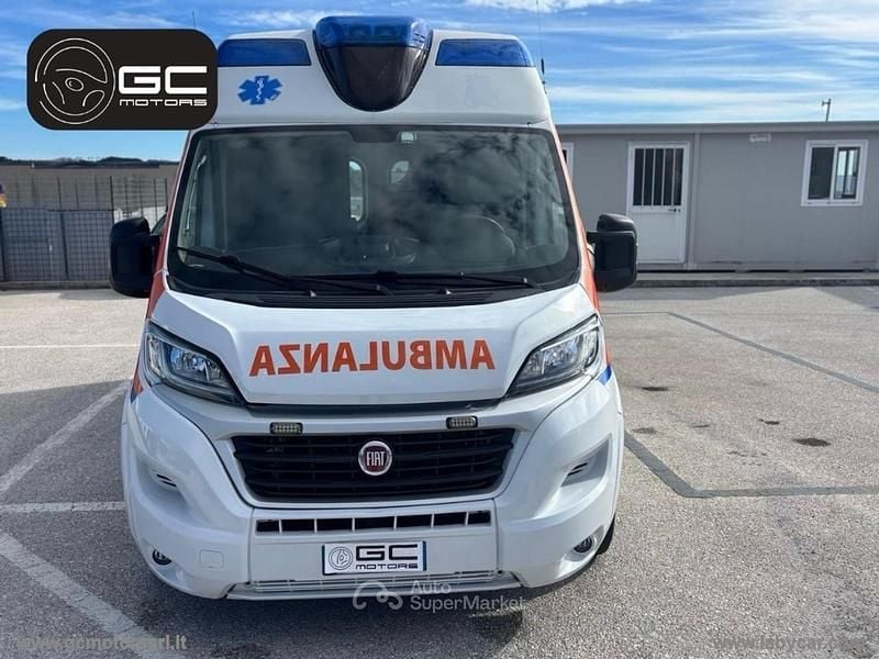 Usata Fiat Ducato 15 150 CV (110 kW) 2019 Bianco Furgone