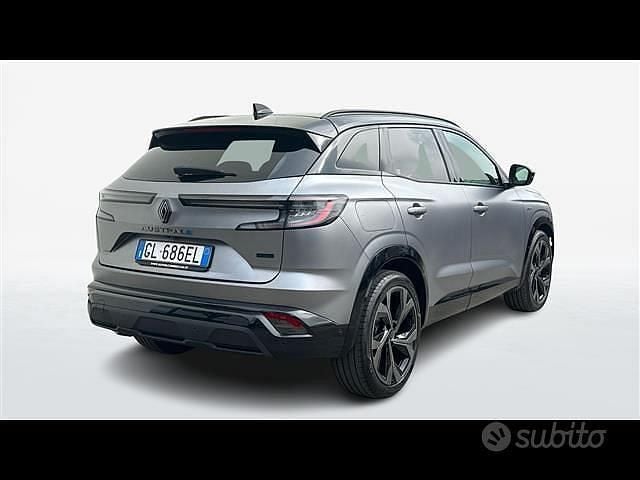 Usata Renault Austral Iconic Esprit Alpine 200 CV (147 kW) 2023 Grigio scuro SUV