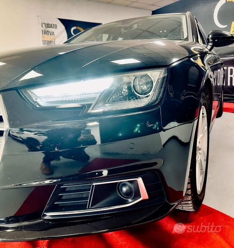 Usata Audi A4 122 CV (89 kW) 2018 Nero Station wagon