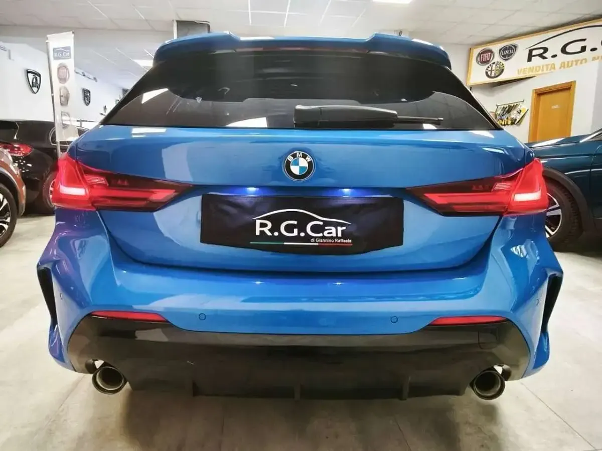 Usata BMW 118 M Sport 150 CV (110 kW) 2020 Blu/azzurro Berlina