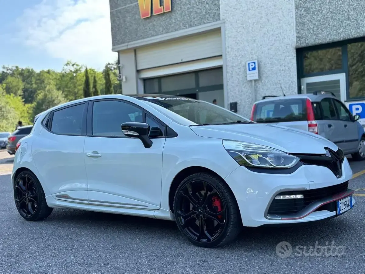 Usata Renault Clio IV R.S. 200 CV (147 kW) 2015 Bianco Berlina