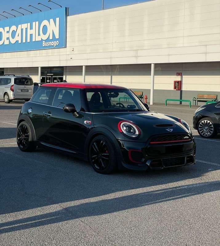 Usata 2016 Mini John Cooper Works Challenge Due volumi | 19.500 € (Cara) - Immagine 1/4