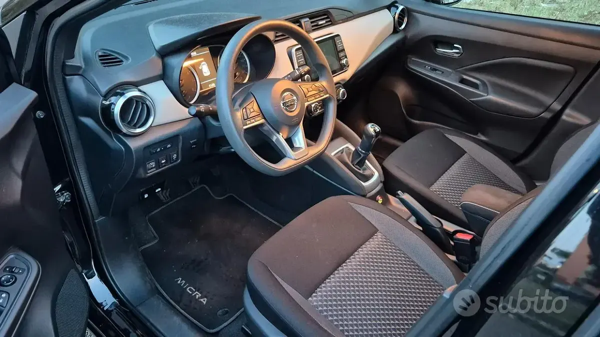 Usata Nissan Micra Acenta 90 CV (66 kW) 2023 Nero Utilitaria