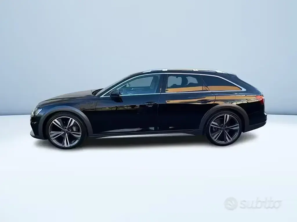 Usata Audi A6 Allroad Comfort 286 CV (210 kW) 2023 Nero metallizzato Station wagon