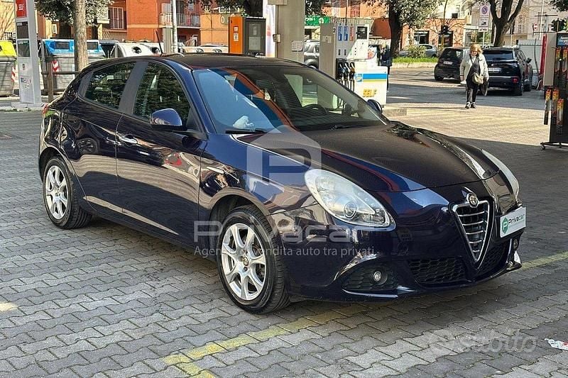 Usata Alfa Romeo Giulietta Distinctive 170 CV (125 kW) 2012 Blu Utilitaria