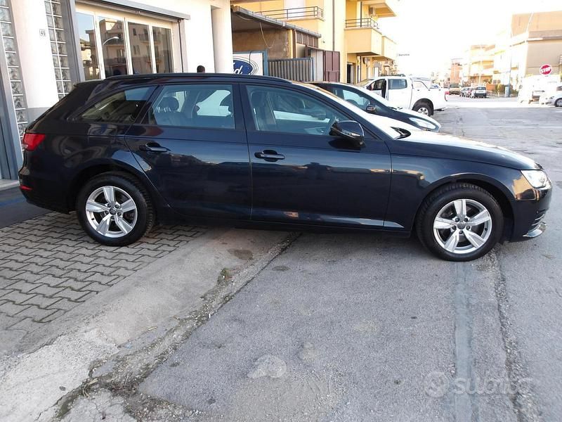 Usata Audi A4 Design 150 CV (110 kW) 2016 Viola Station wagon