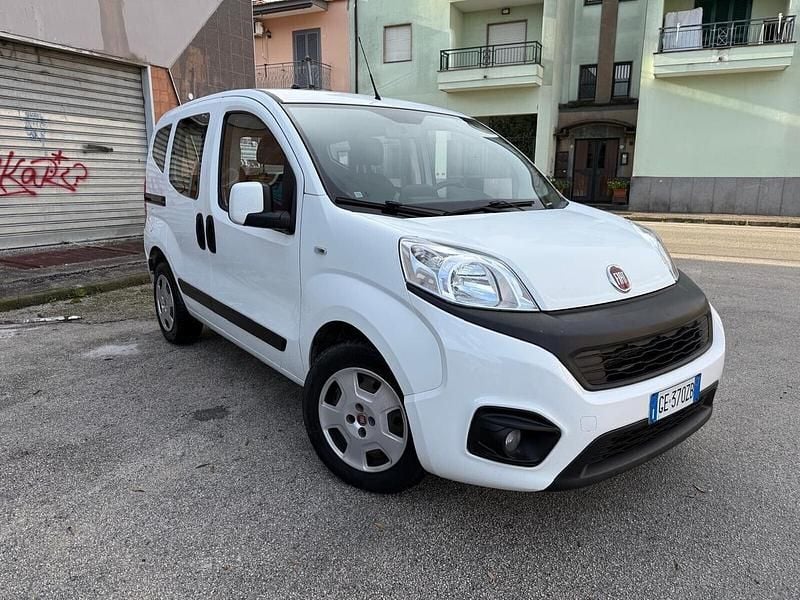Usata Fiat Fiorino Trekking 95 CV (69 kW) 2021 Bianco Monovolume