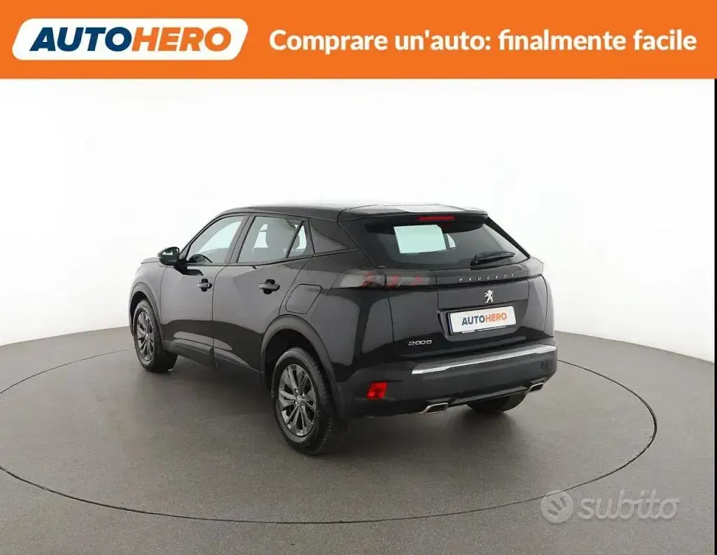 Usata Peugeot 2008 Active 131 CV (96 kW) 2020 Nero SUV
