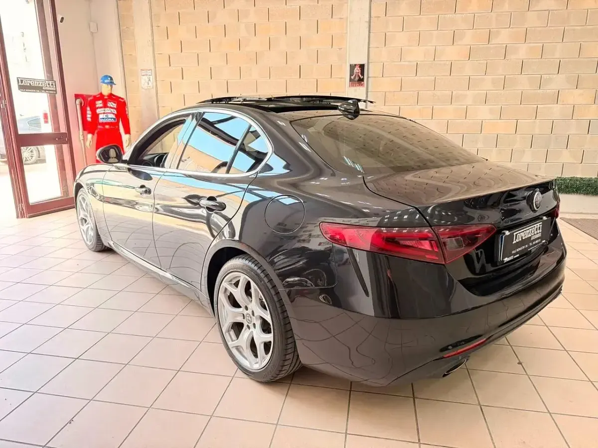 Usata Alfa Romeo Giulia Lusso 190 CV (139 kW) 2020 Nero Berlina